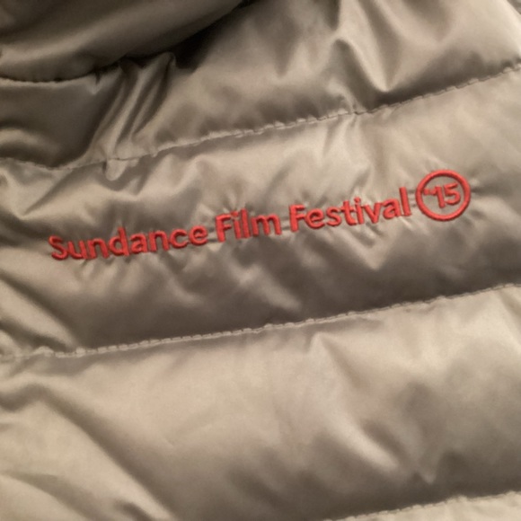 Kenneth Cole New York Sundance Film Festival Down Vest Women’s size XL - Picture 11 of 16